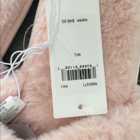 Splendid Slippers - Picture 3 of 4